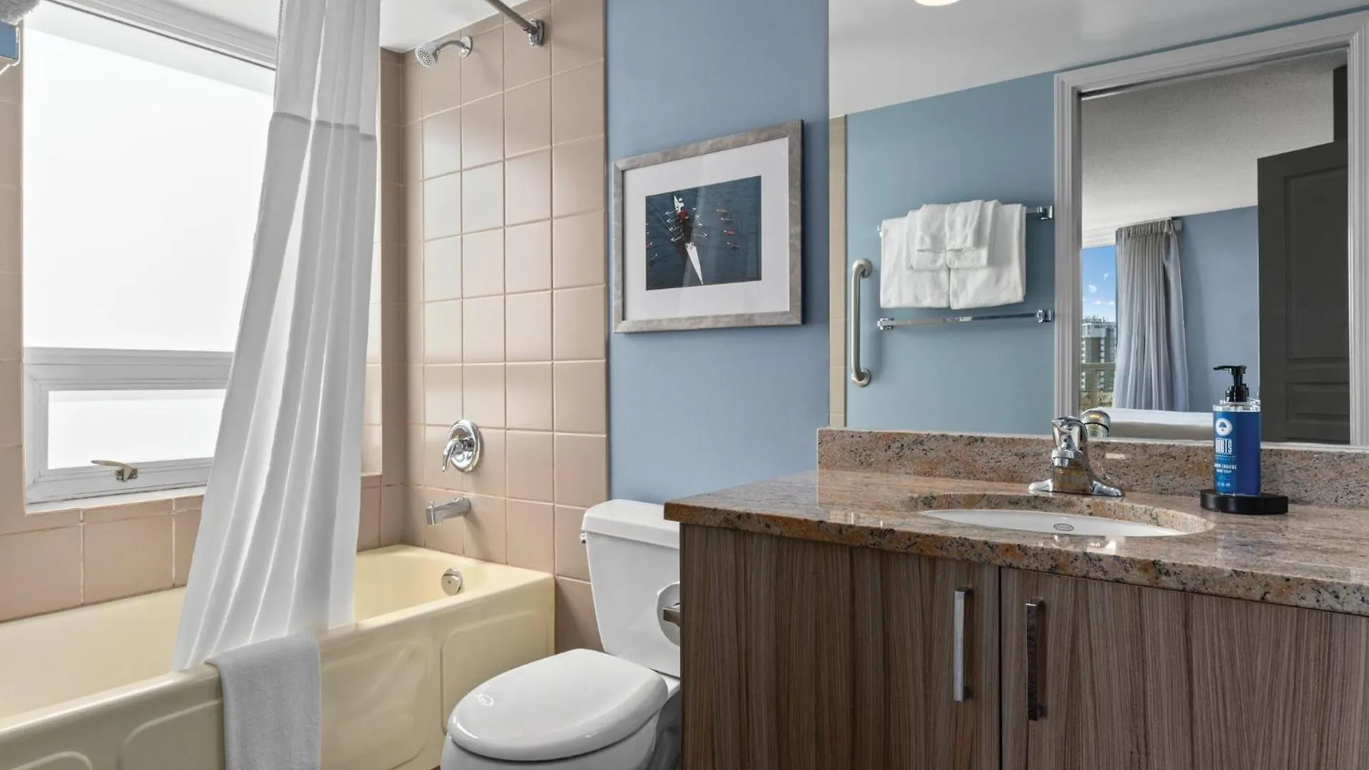 Worldmark Victoria Hotel