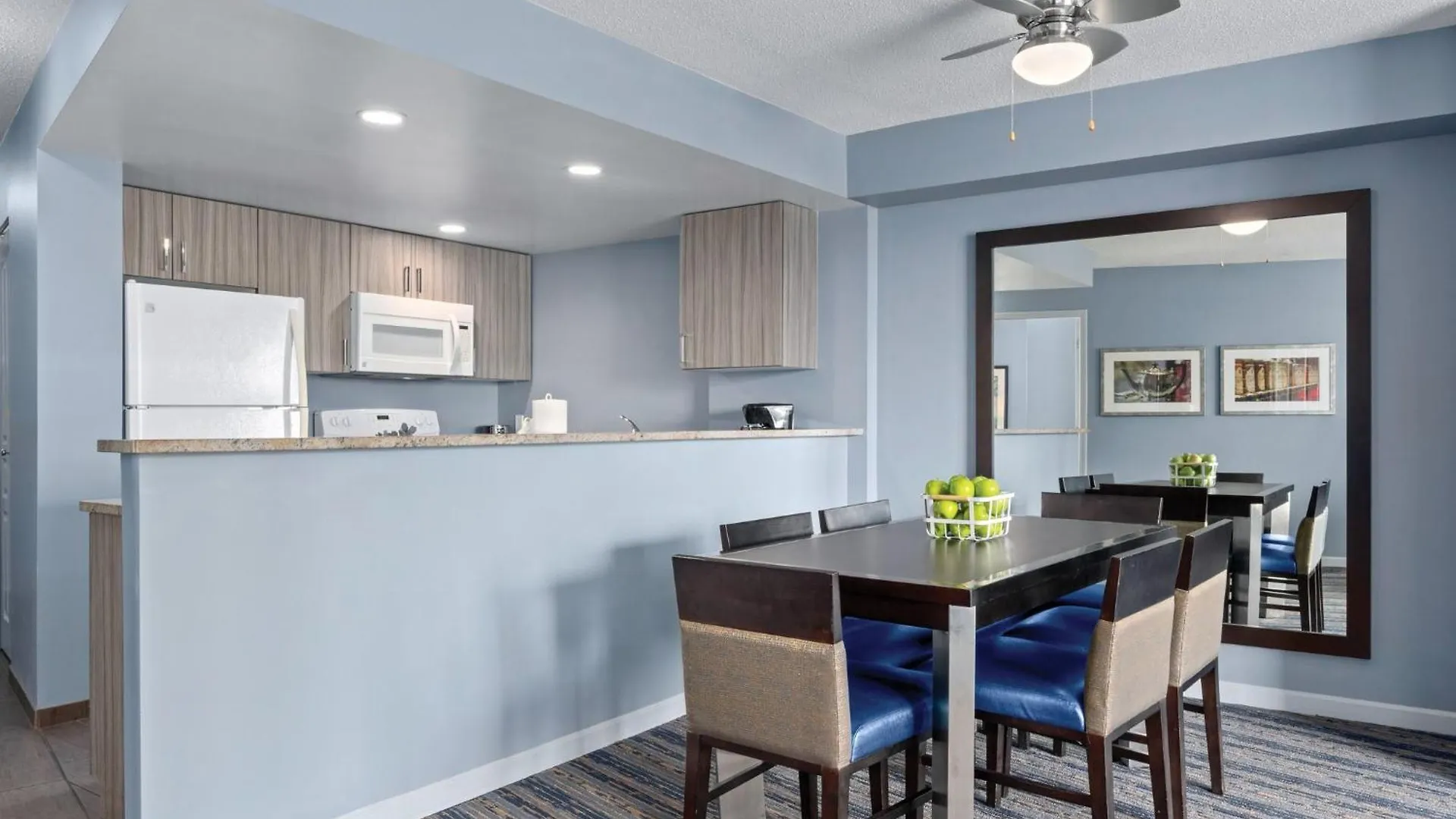 Worldmark Victoria Hotel