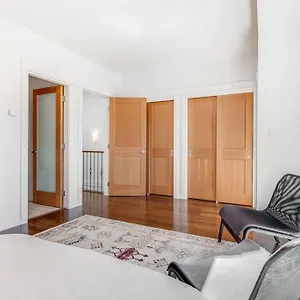 Holiday home Cedar Hill Sunlit - Bright Spacious & Modern Victoria