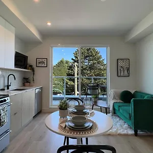 Holiday home Hillside Oasis By Iris Properties! Victoria